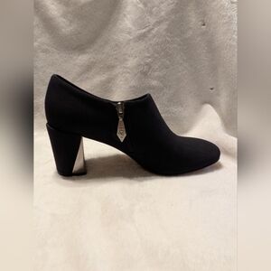 Donald J. Pliner Leather And Nylon Booties 8.5 Black
